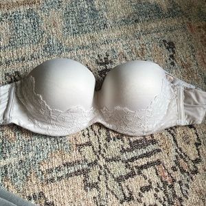 Victoria’s Secret Strapless Bra